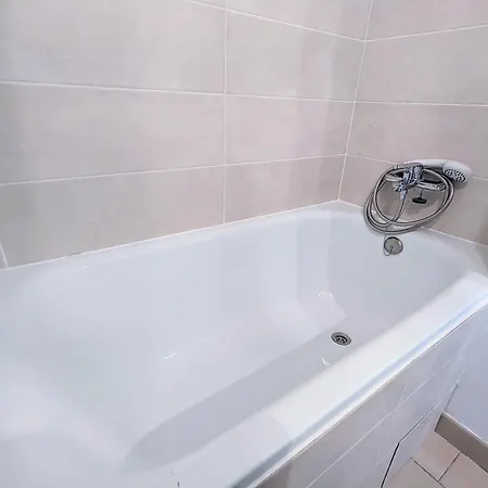 Au Calme + Parking 公寓