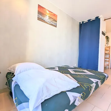 Au Calme + Parking 阿格德