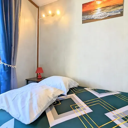 Au Calme + Parking 公寓