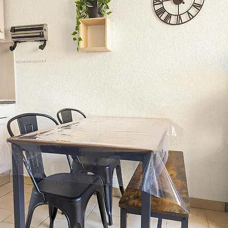 Au Calme + Parking *