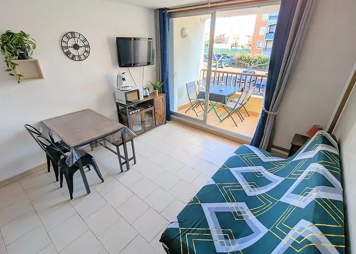 Au Calme + Parking アグド